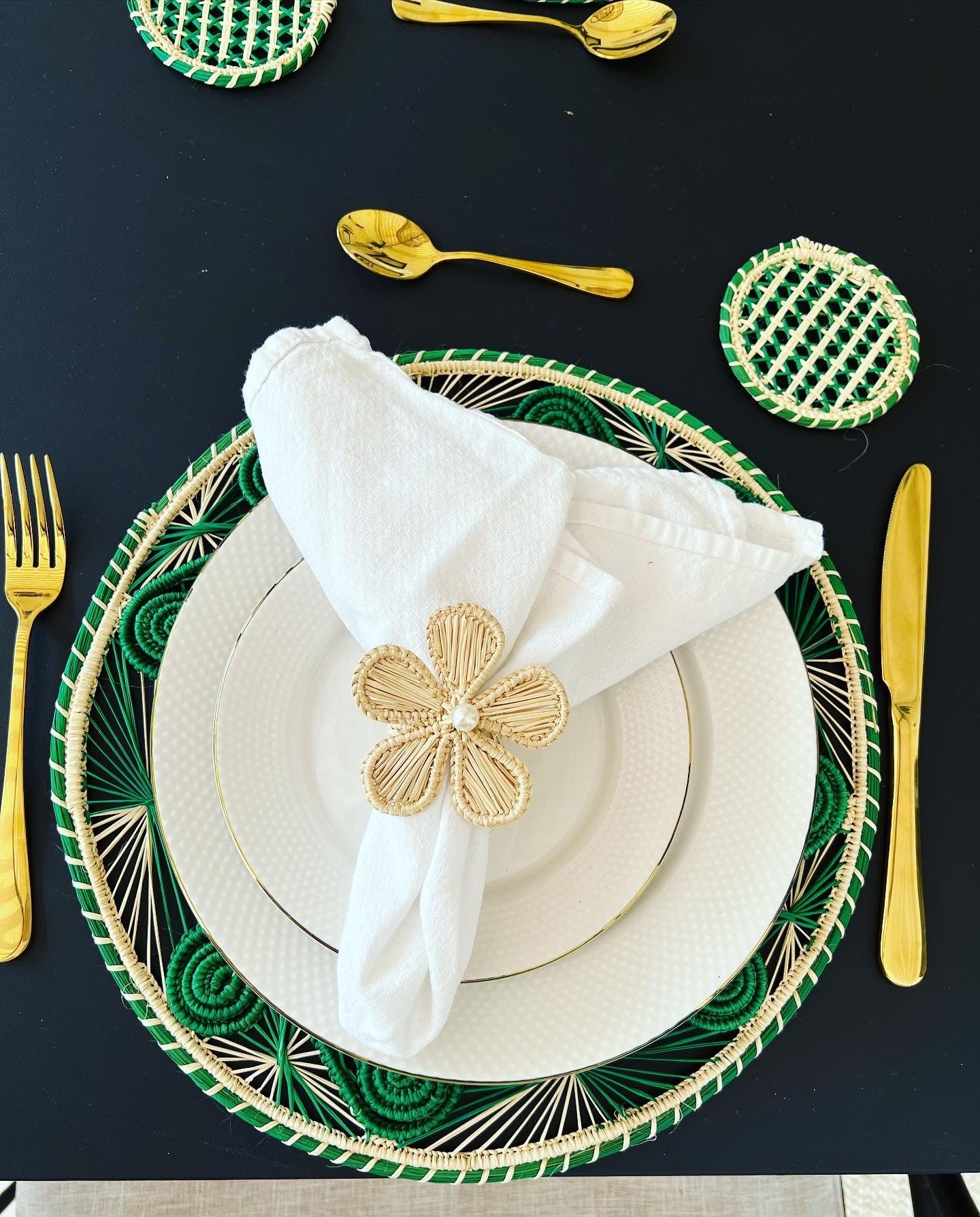 Iraca Green Placemats with Coaster